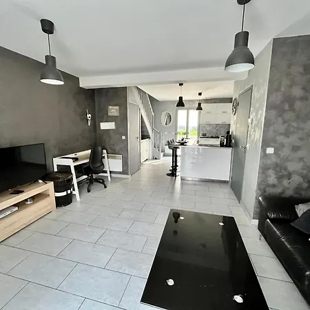 Maison 6 Personnes Saint-Michel-sur-Orge Exterior photo